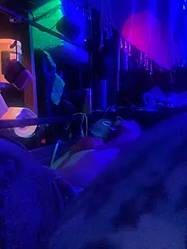 gurlnips live sex cam