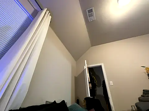 wynterheat live sex cam