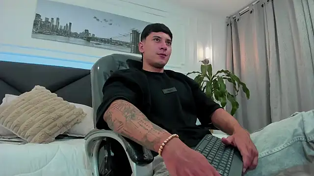 Damian23__ live sex cam