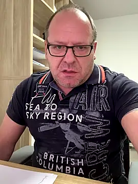 coupleLatinaLovers live sex cam