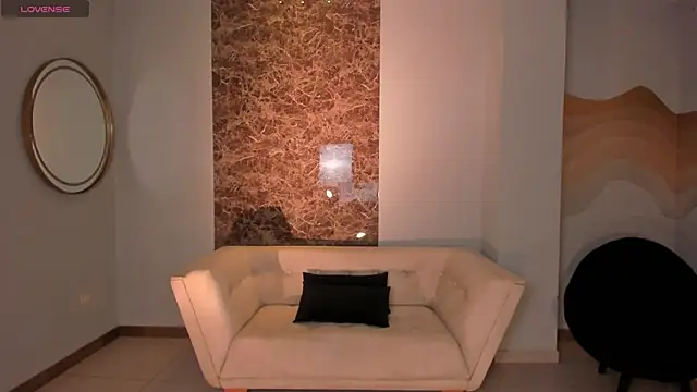 AlinaKravitz live sex cam