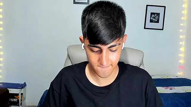 babymaik live sex cam