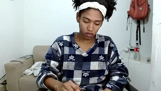 angelamarie1 live sex cam