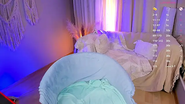 HeyAlena live sex cam