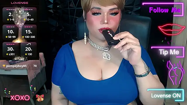 xHugeHarleySelfsuckerx live sex cam