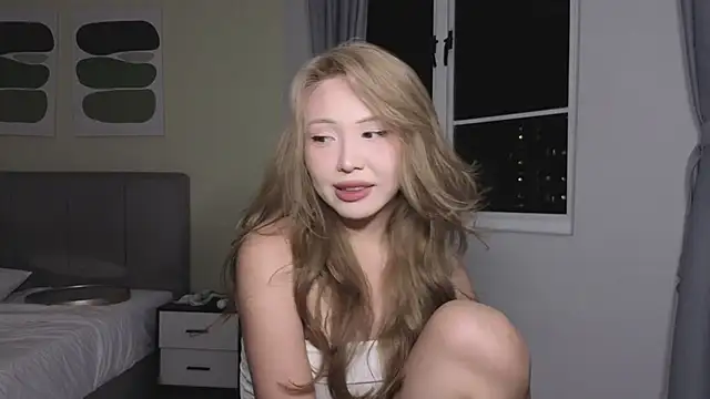 TammiLou live sex cam