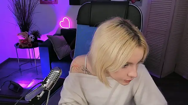 AuroraWrenfield live sex cam