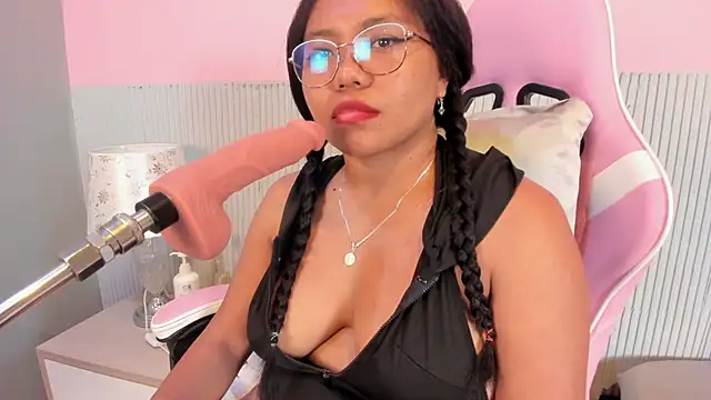 yeikafoxy live sex cam