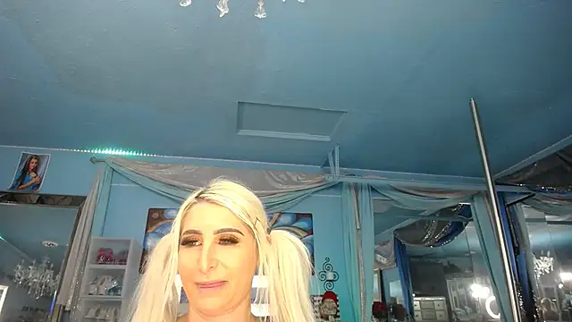 ADRIANNA_FOX live sex cam