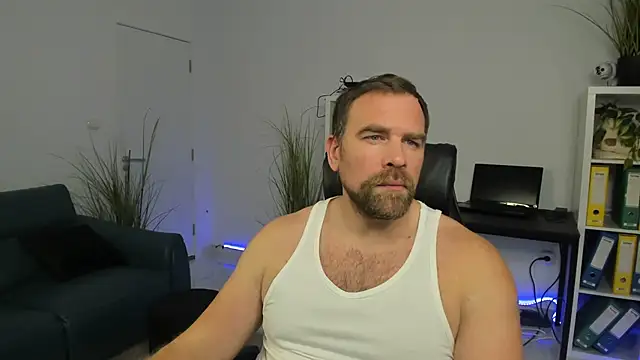 John-E-Dough live sex cam