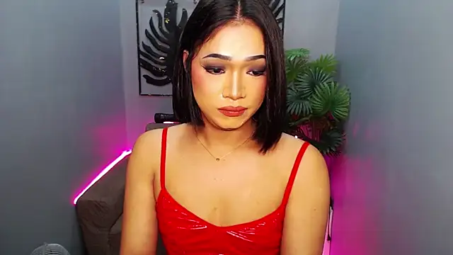GwennGoddess live sex cam