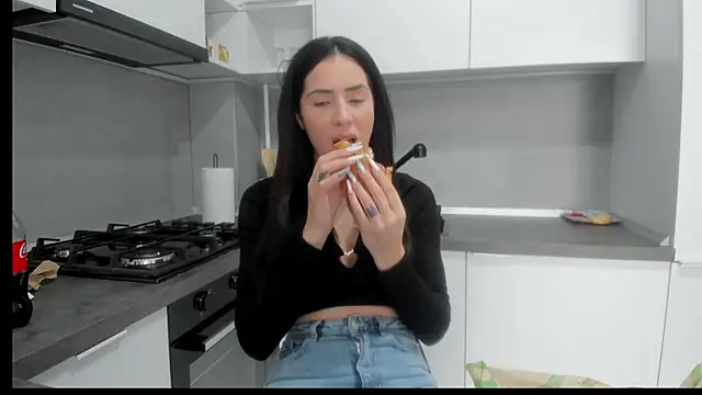 Emmapmg live sex cam