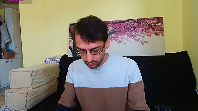 HungEddy live sex cam