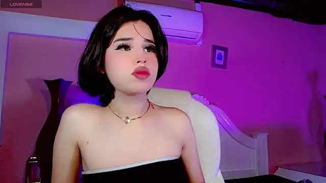 ClaudiaSophia live sex cam