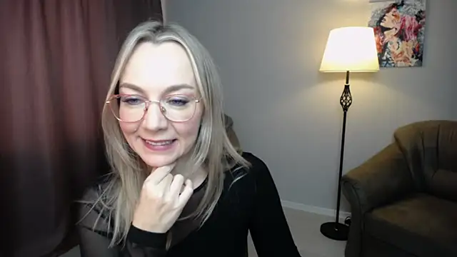 Ava_Elior live sex cam