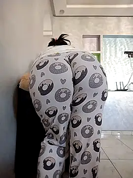 Dalou3a-69 live sex cam