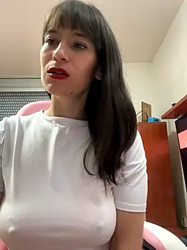 AlanaRius18 live sex cam