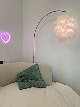 Rileysim88 live sex cam