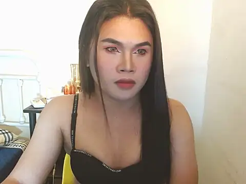 JustineBIGCUM live sex cam