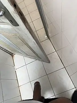 Black-mamba-madingo live sex cam