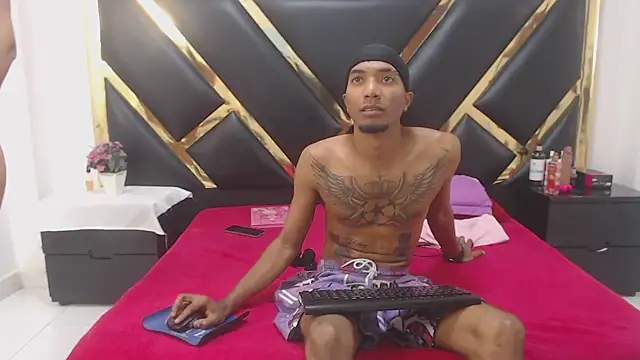 Caroyandy3 live sex cam