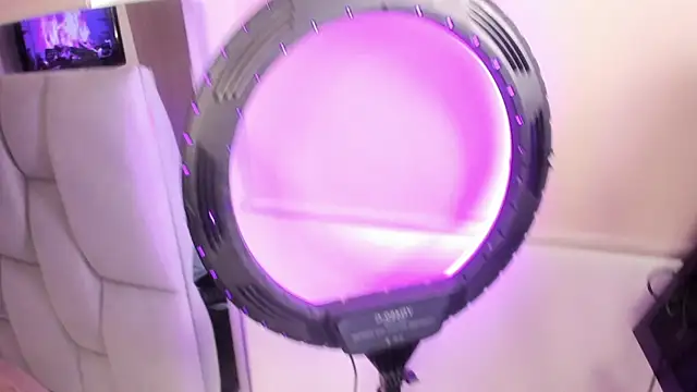 Sophie_whitexxx live sex cam