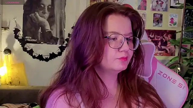 Sienna-Cow live sex cam