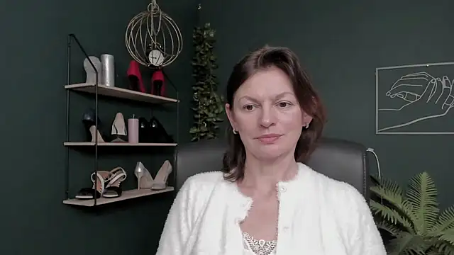 VivianWILD live sex cam