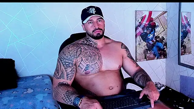 Cristian_Walker live sex cam