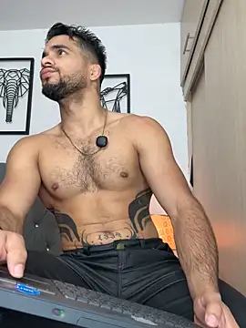 Maximiliano_ford live sex cam