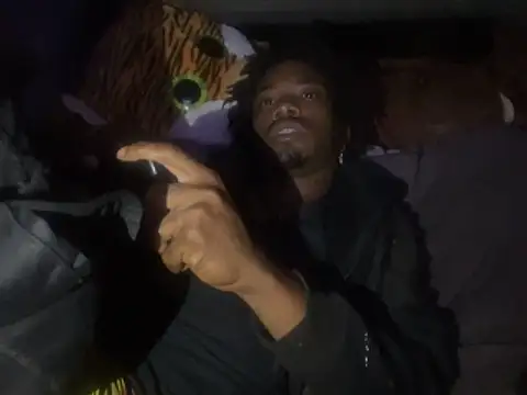 SlimeCrownzOut5 live sex cam