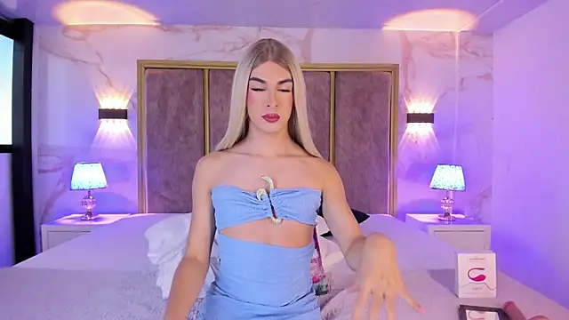 MaxiRogers live sex cam