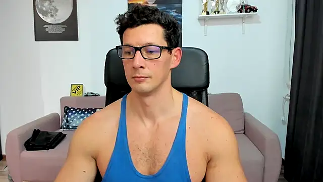 BrutusK08 live sex cam