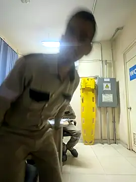 EnriquePersian197 live sex cam