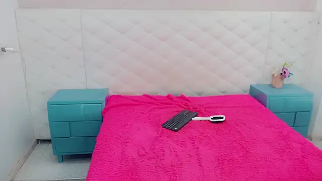 party_girl_skiny live sex cam