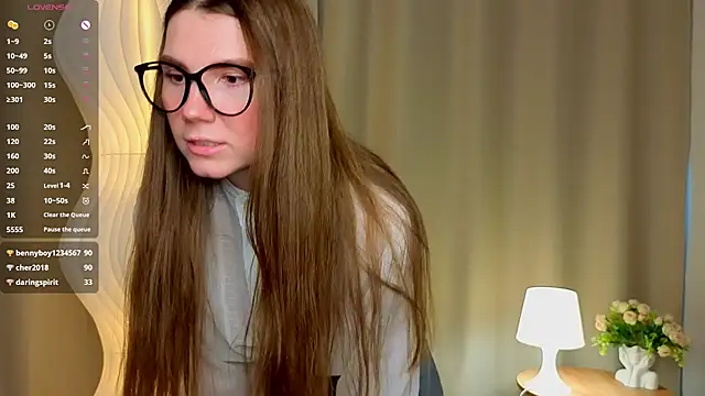 MelitaMoote live sex cam