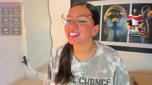 emilyy_cooperr live sex cam