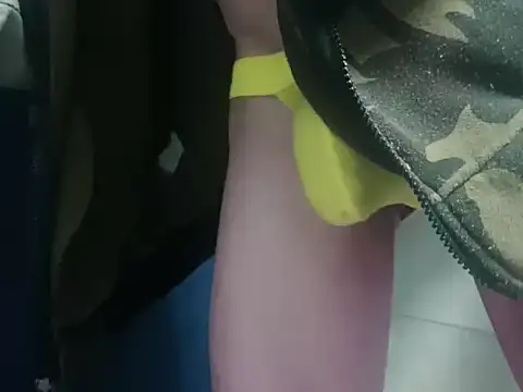 Christopher1024 live sex cam