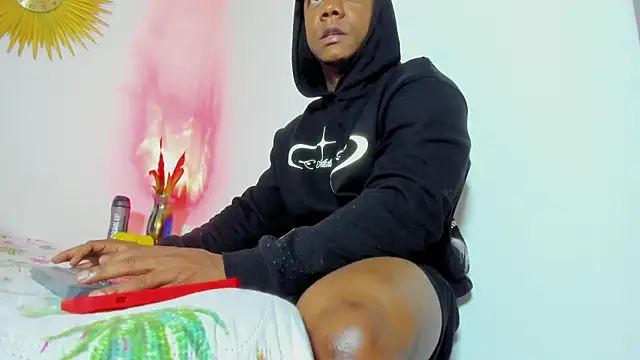 ronnie_7777 live sex cam