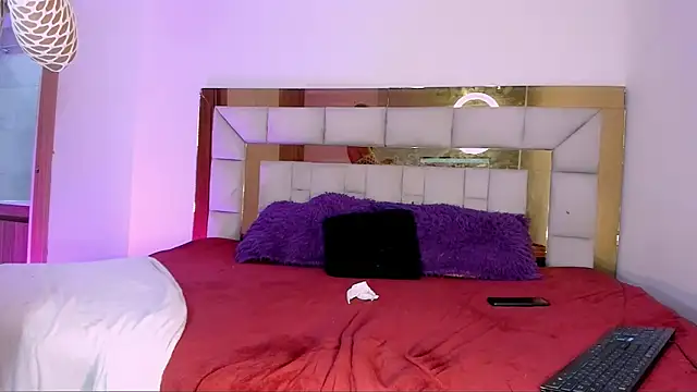 danna_ofii24 live sex cam