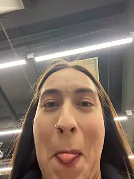 Holly_Play live sex cam