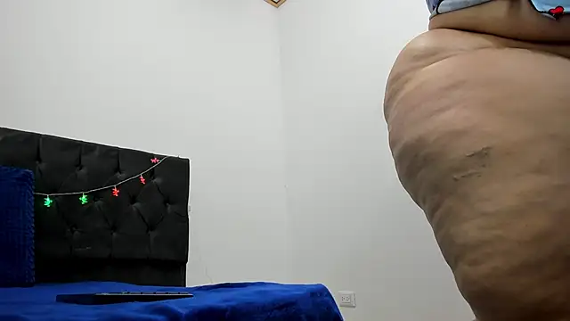 bonnyy26 live sex cam