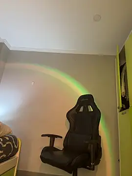 MisFrekcles_ live sex cam