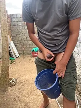 boysquirt live sex cam