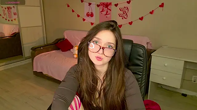 BellaSink live sex cam