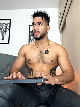 Maximiliano_ford live sex cam