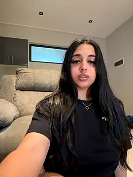 LilMisIndianx live sex cam