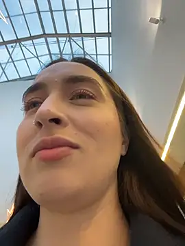 Holly_Play live sex cam