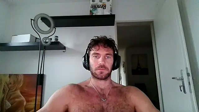 alpha-hunk live sex cam