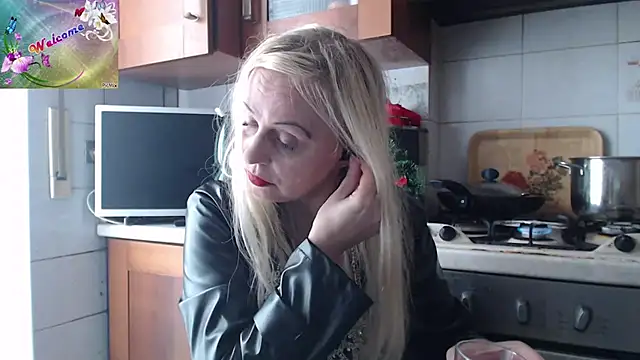 martachatte live sex cam